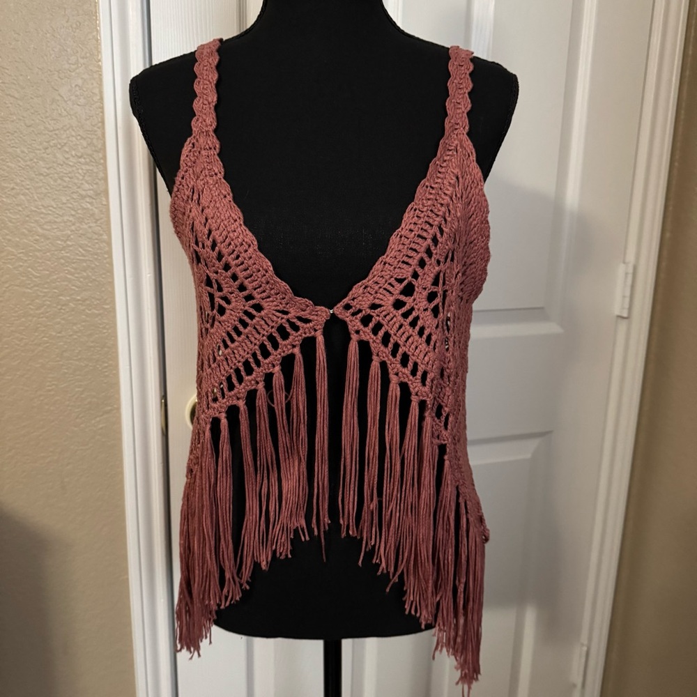 Elegant Crochet Fringe Camisole vest - Rose